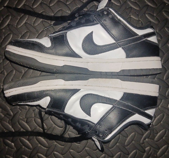 Women Nike Dunk panda low sneakers - Picture 5 of 15